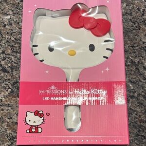 Hello Kitty Pink LED Makeup Mirror